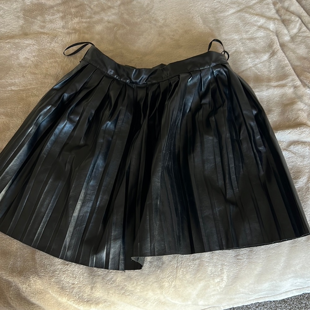 PrettyLittleThing Pleated Pleather Skirt